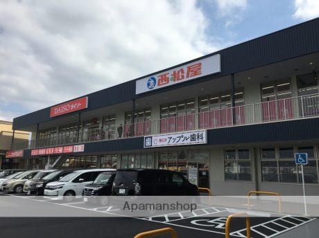 ショッピングセンター　ライフガーデン勝川（ショッピングセンター）まで900m