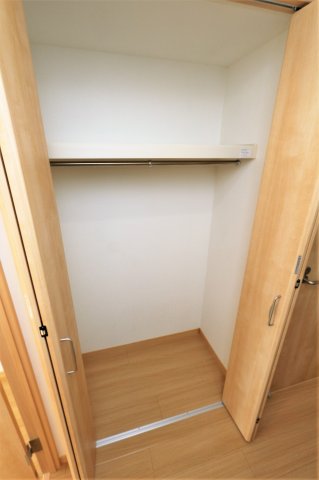 収納　参考写真（同物件別部屋）