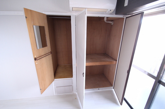 収納　※別部屋の写真です