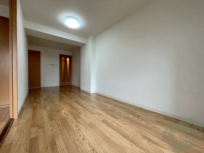 居室・リビング　広くてキレイなお部屋が広がっていて、充実した生活が送れそう。
