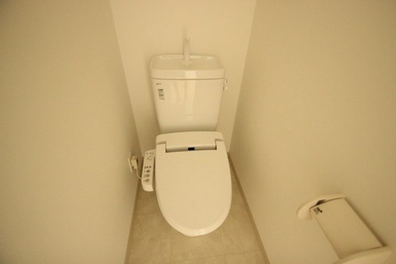 トイレ　※別部屋の写真です