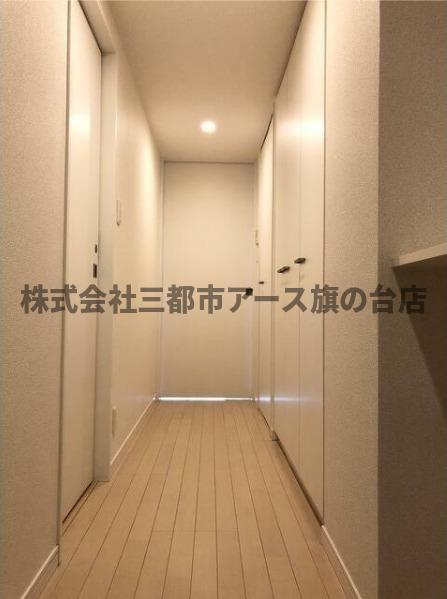 玄関　コンフォリア大森鹿島