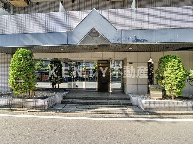 エントランス　建物の内部です