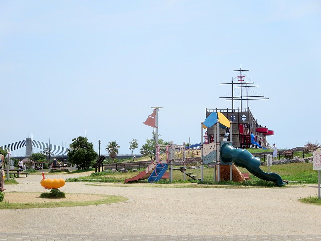 公園　堀出前中央公園（公園）まで2736m
