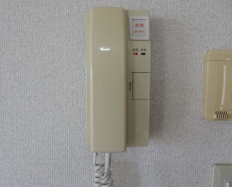 セキュリティ　写真は同タイプ住居です。