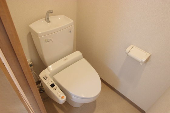 トイレ　※別部屋の写真です