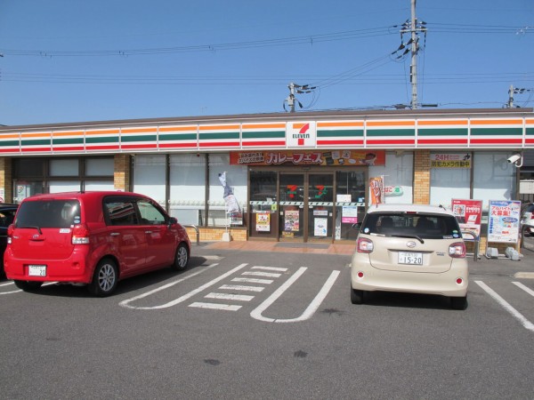 コンビニ　セブンイレブン栗東上鈎南店（コンビニ）まで1019m