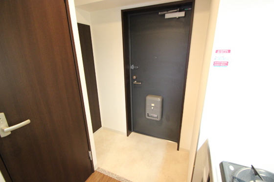 玄関　※別部屋の写真です