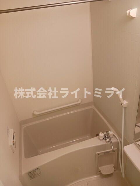 バス・シャワールーム　?