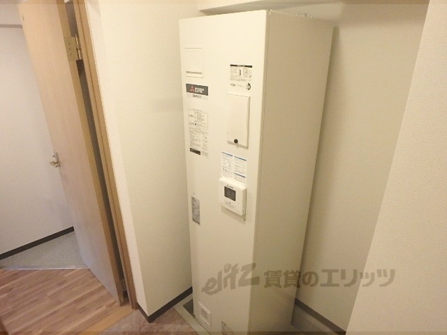 その他設備　給湯器リモコン