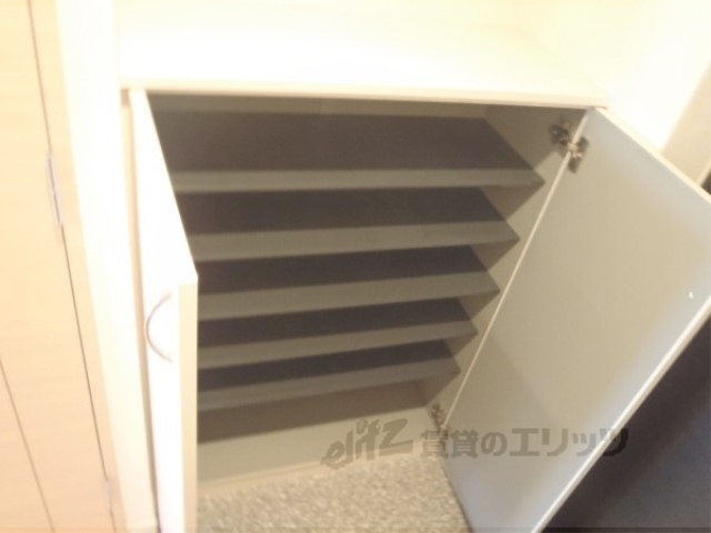 収納　下駄箱