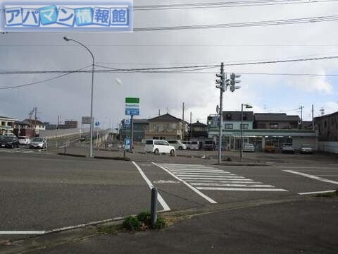 コンビニ　ファミリーマート新潟善久店（コンビニ）まで247m