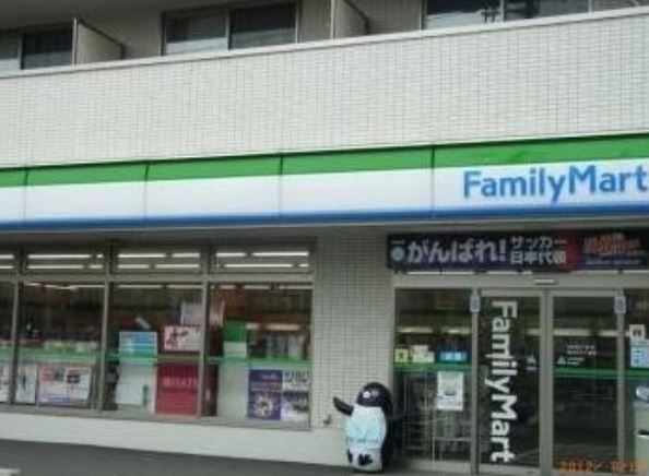 コンビニ　ファミリーマート東大井店（コンビニ）まで170m