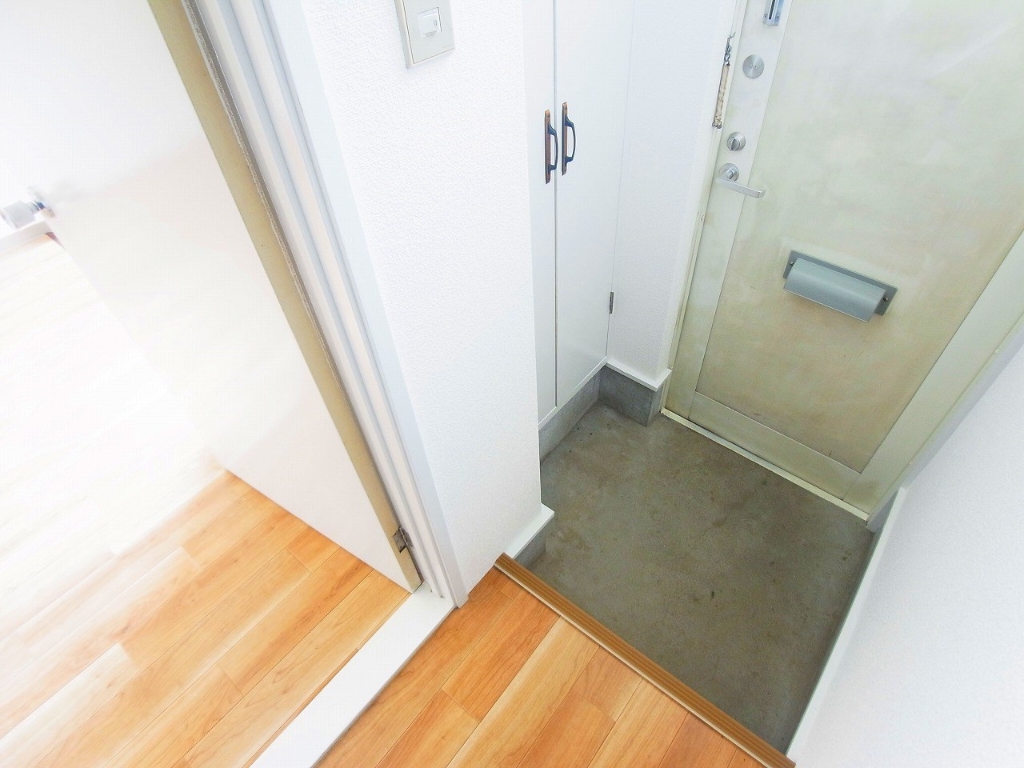 玄関　別部屋参考写真