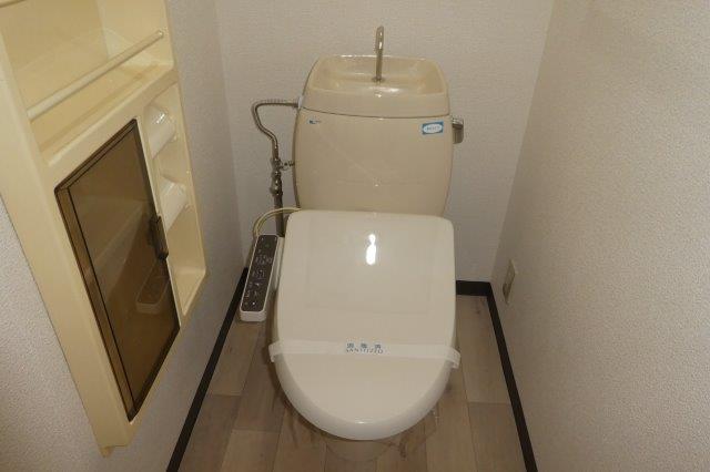 トイレ　ウォシュレット（新品取付予定）