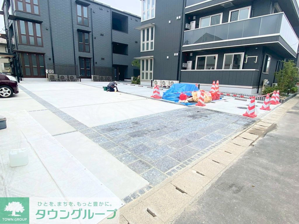 駐車場　駐車場