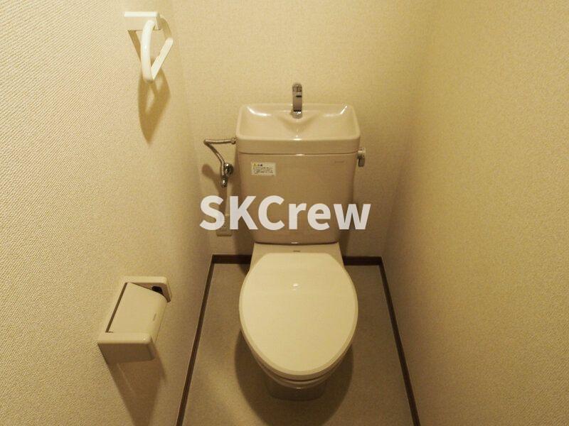 トイレ　別号室の写真です