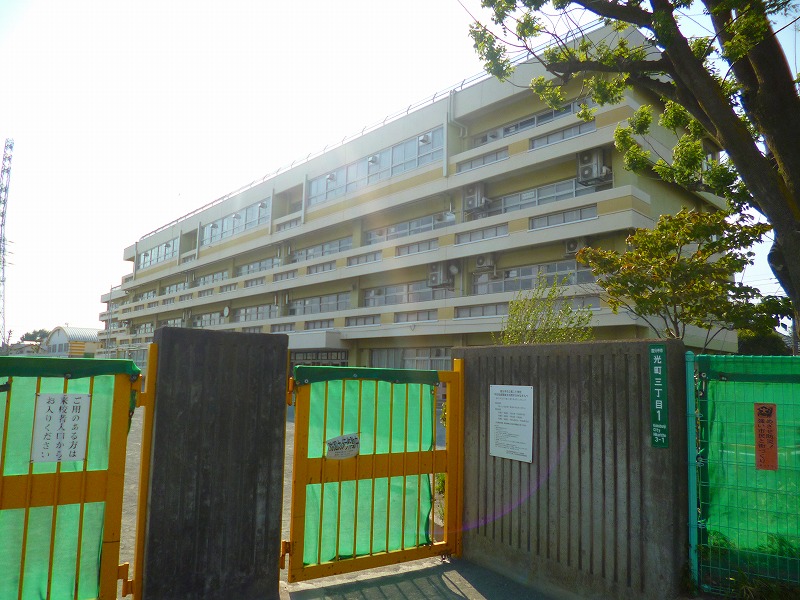 小学校　国分寺市立第二小学校（小学校）まで570m