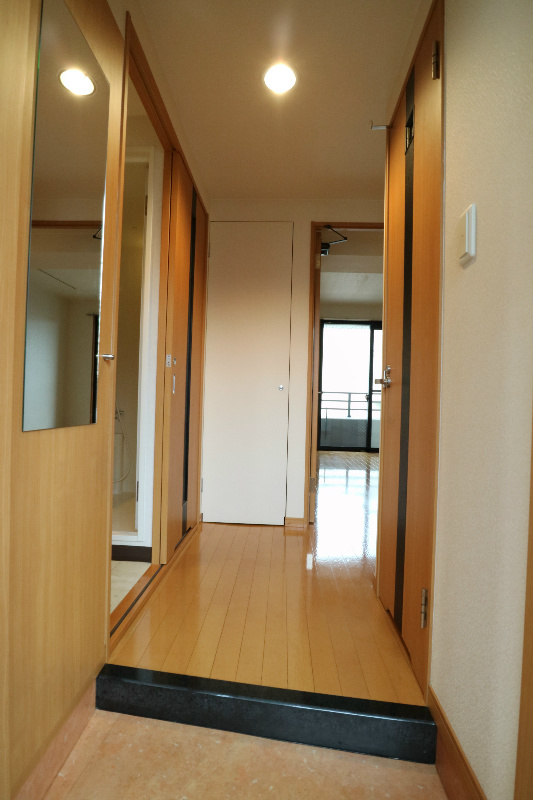 玄関　※別号室参照
