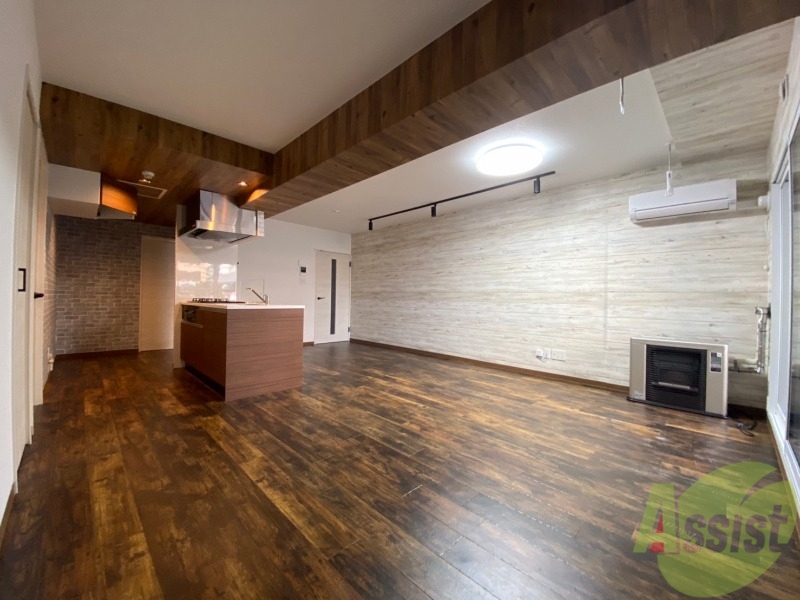 居室・リビング　広くてキレイなお部屋が広がっていて、充実した生活が送れそう。
