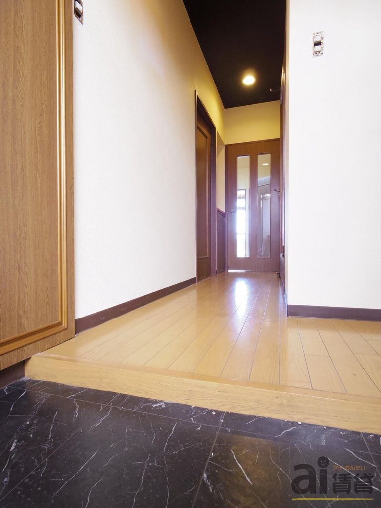 玄関　※写真同仕様※