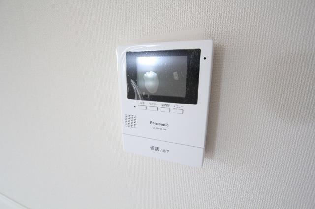 セキュリティ　モニターにて来客確認できます。