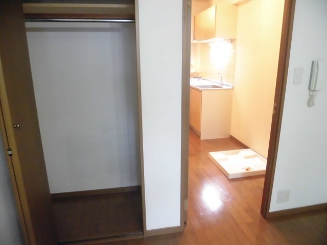 収納　※同仕様写真含む
