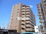建物外観　９階建て鉄筋コンクリート造