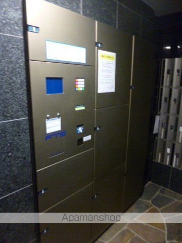 スカイコート神田壱番館の外観写真