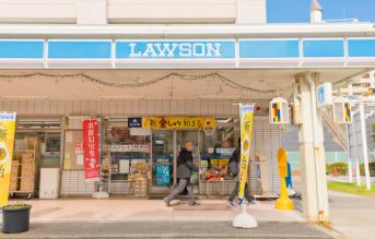 コンビニ　ローソン 本郷台駅前店（コンビニ）まで2739m