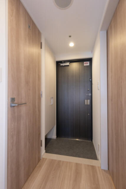玄関　※写真は同タイプ住戸です。