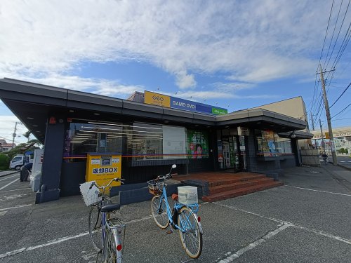 レンタルビデオ　ゲオ川口前川店（レンタルビデオ）まで2127m