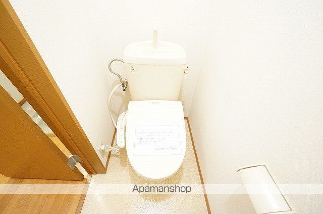 ＪＲ東海道本線 高槻駅 徒歩13分 3階建 築26年のトイレ写真