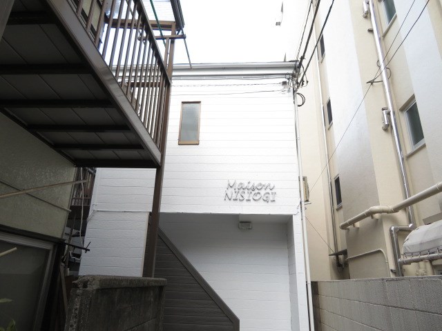 建物外観　駅徒歩５分！