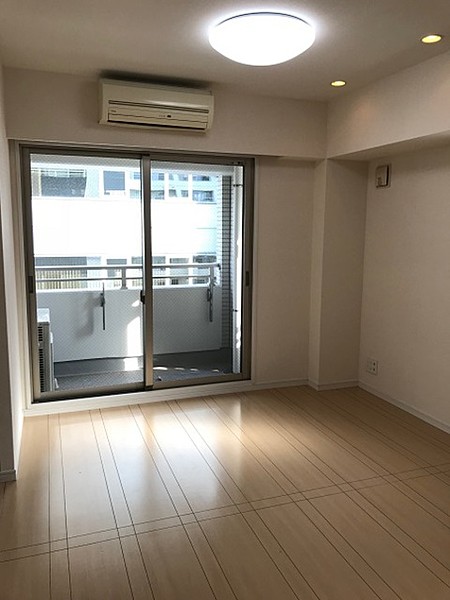 居室・リビング　※別部屋の参考写真です。