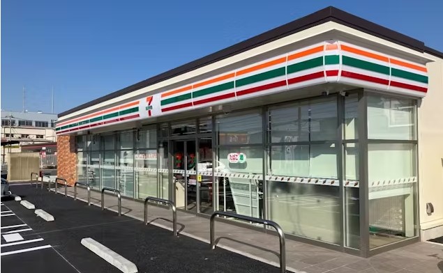 コンビニ　セブンイレブン 清須須ケ口店（コンビニ）まで551m