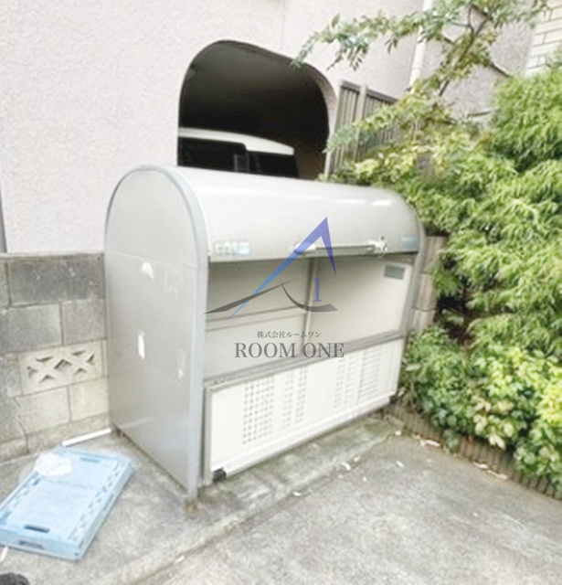 その他共有部分　敷地内ごみ置き場です。