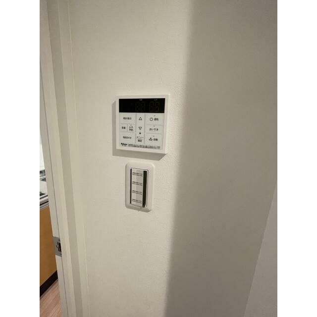 その他設備　給湯リモコン