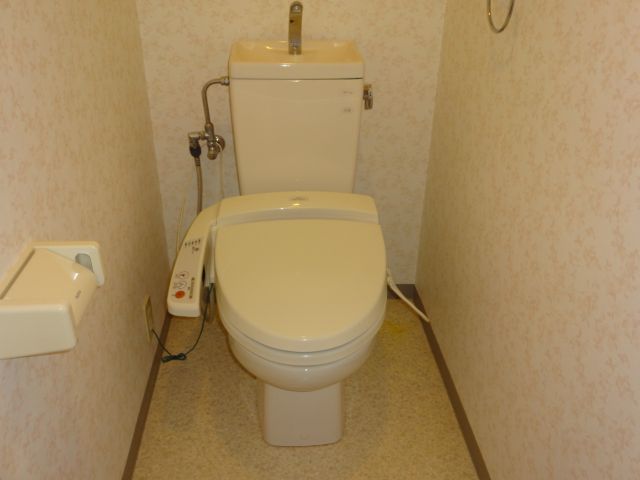 トイレ　あると嬉しいシャワー付きトイレ。