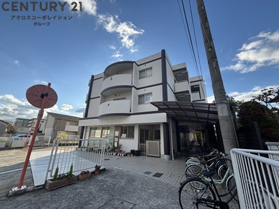 建物外観　オートロック・防犯カメラ付きで安心！
