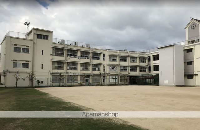 小学校　海老江東小学校（小学校）まで295m