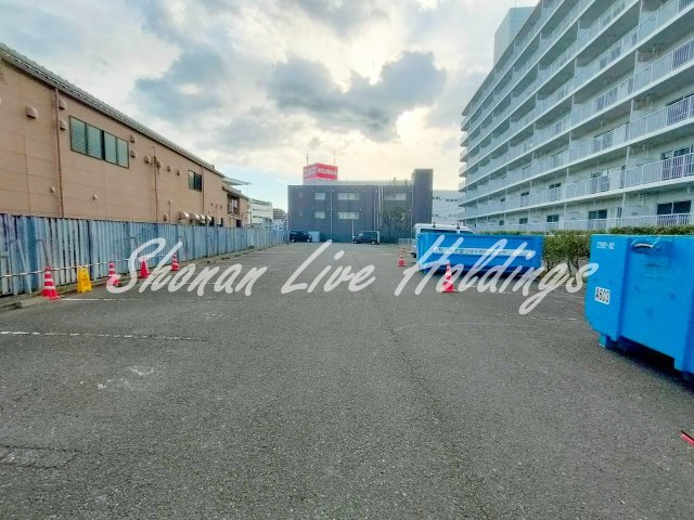 駐車場　広々とした駐車場♪