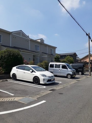 駐車場　駐車スペースもあります