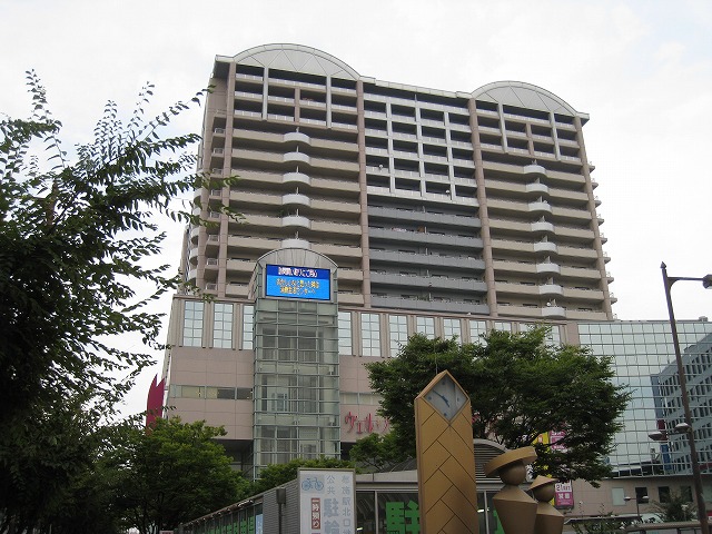 スーパー　イオン布施駅前店（スーパー）まで421m