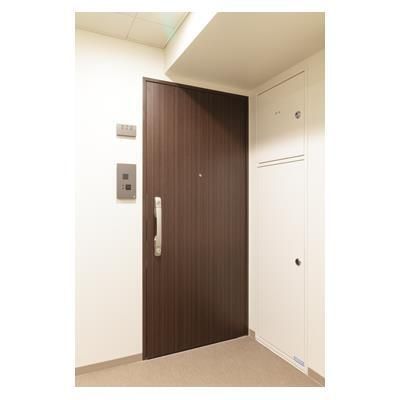 玄関　収納もある玄関です