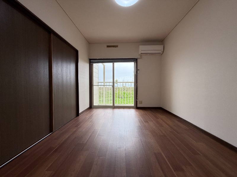 居室・リビング　※別部屋参考写真