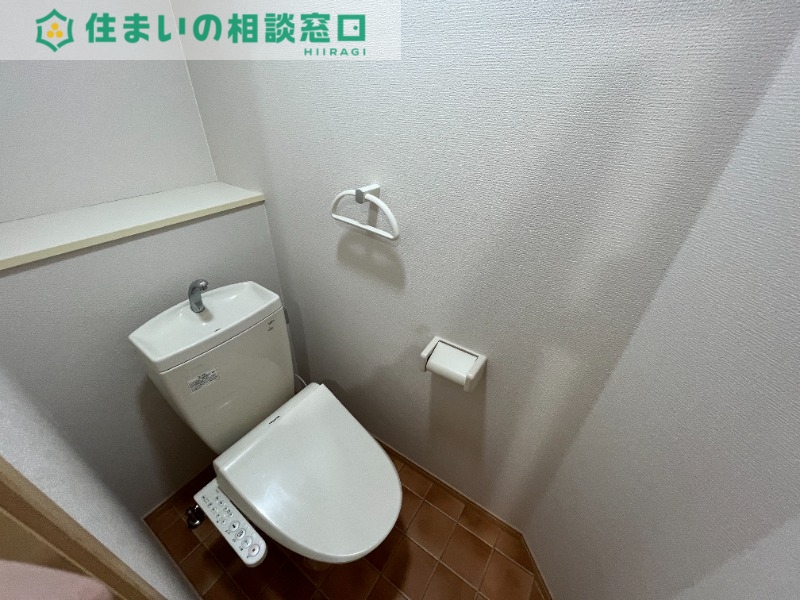 トイレ　同型