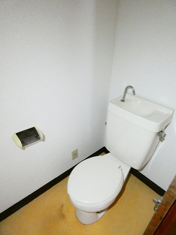 トイレ　別号室写真使用