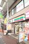 コンビニ　セブンイレブン（コンビニ）まで305m