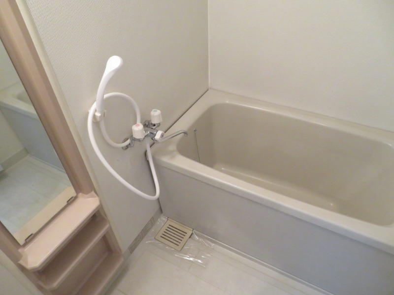 バス・シャワールーム　※別部屋写真参照
